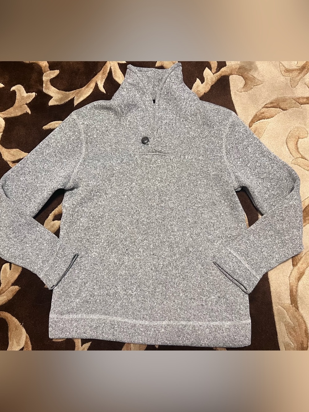 Boys youth medium 10-12 • old navy  Gray Pullover Sweater